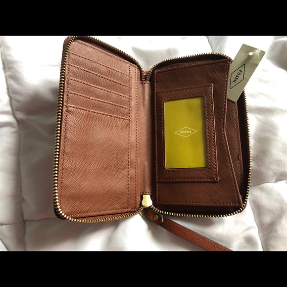 Fossil Brown Wallet/Wristlet - Picture 2 of 8